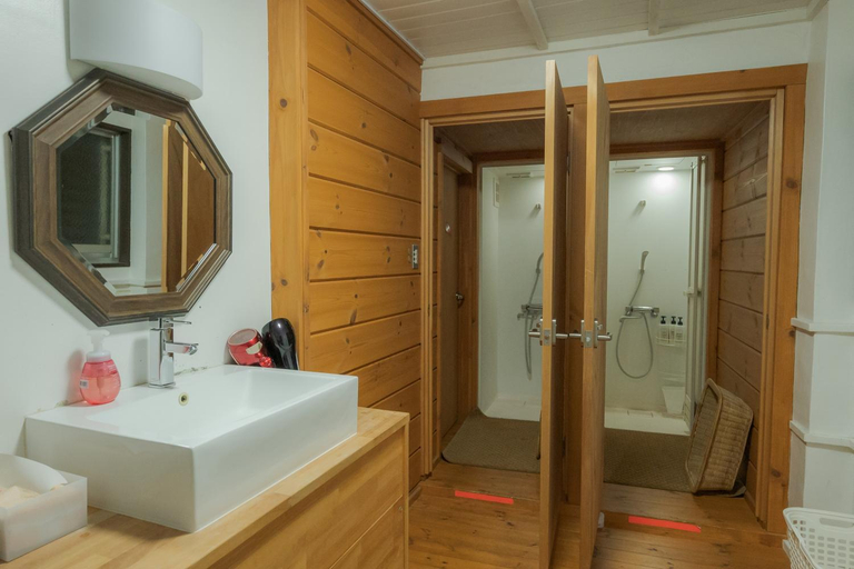 Bathroom 5, Koishiya Ryokan, Yamanouchi