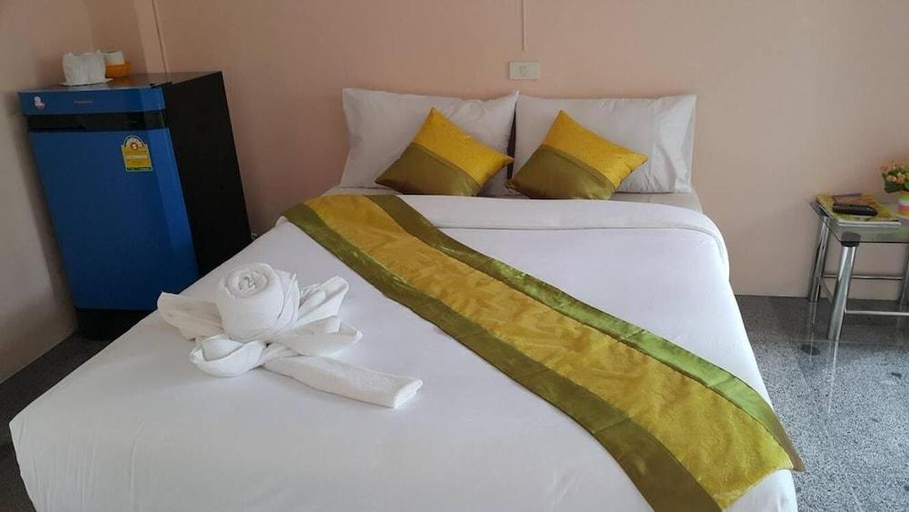 Bedroom 4, B and B Hotel, Muang Ranong