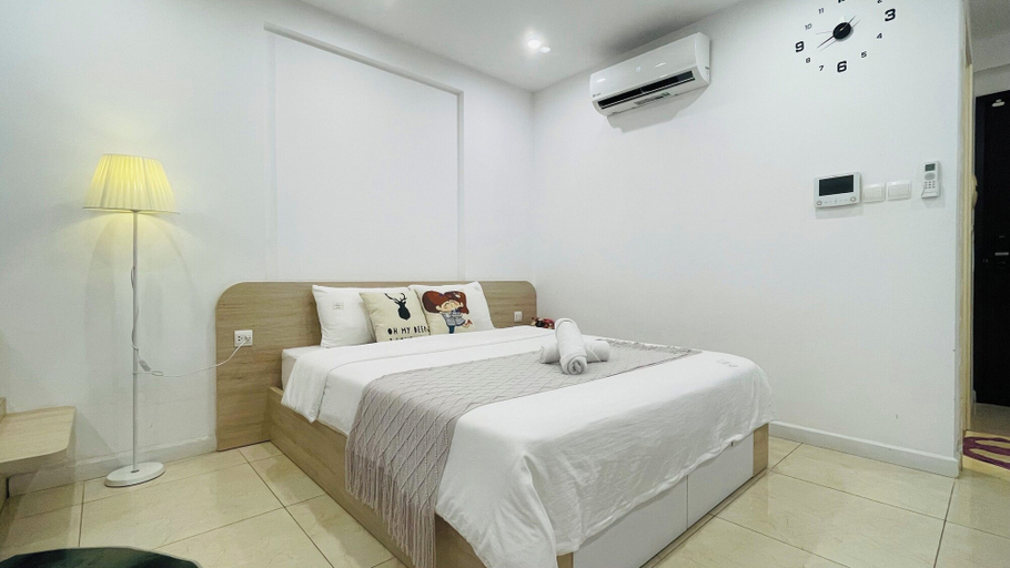 Bedroom 13