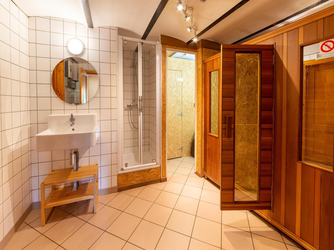 Bathroom 4, Lierneux Family Nature Stay, Liège