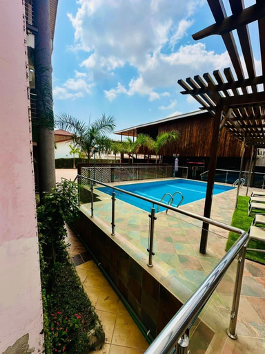 Sport & Beauty 5, Golden Crystal Hotel, Accra
