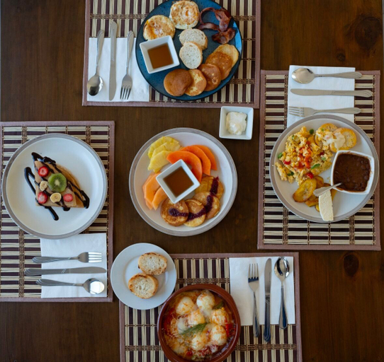Food & Drinks 4, Hotel Mountain View, Santa Lucía Milpas Altas