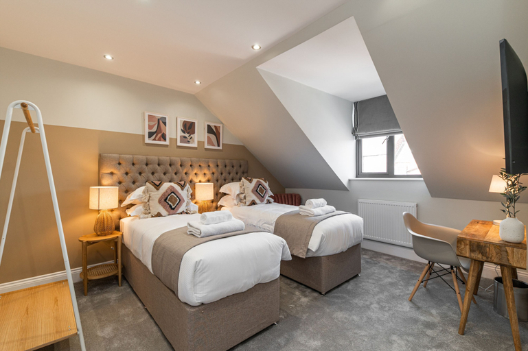 Room 5, Chelmsford Loft 5 Penthouse, Newcastle upon Tyne