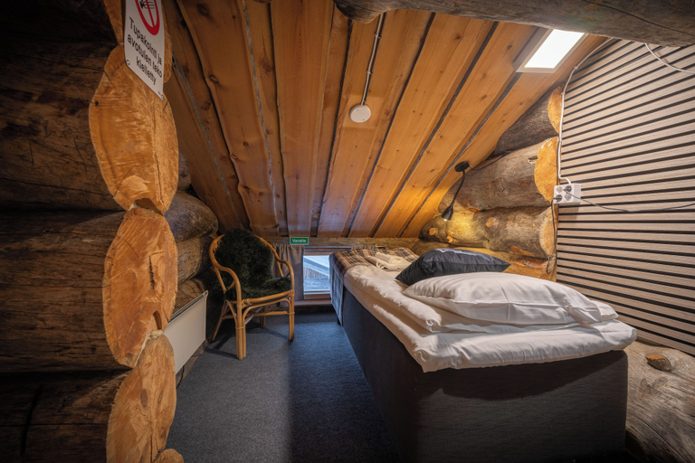 Bedroom 3, Kuukkeli Apartments Hirvas, Lapland