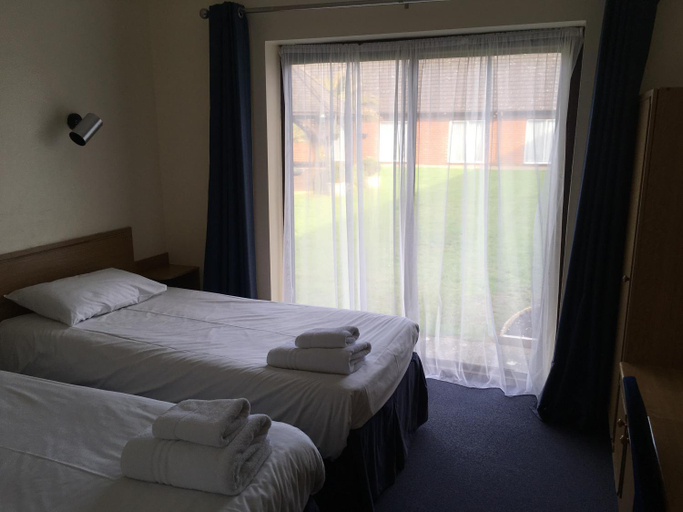 Bedroom 2, The Abbey Hotel and conference centre, Kent