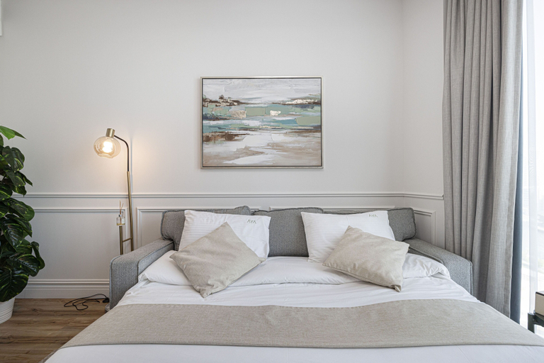 Bedroom 3, Modern Coastal Luxe  JBR Apartment, Dubai