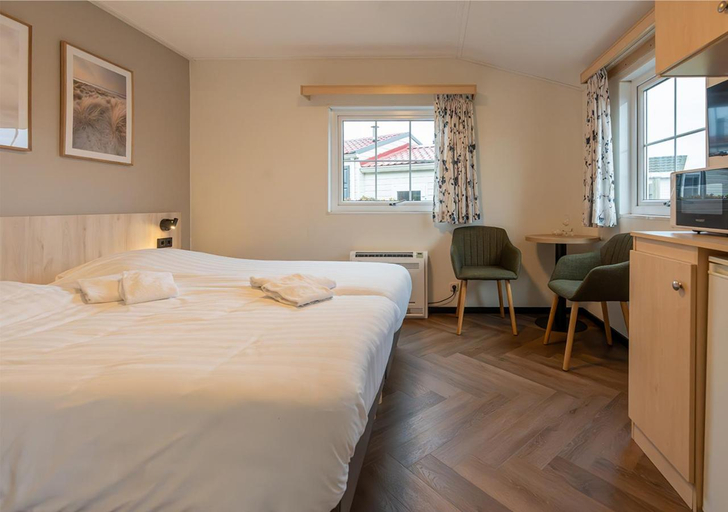 Bedroom 2, Chaletparc Krabbenkreek Zeeland - Hotel rooms "Terra Mare", Tholen