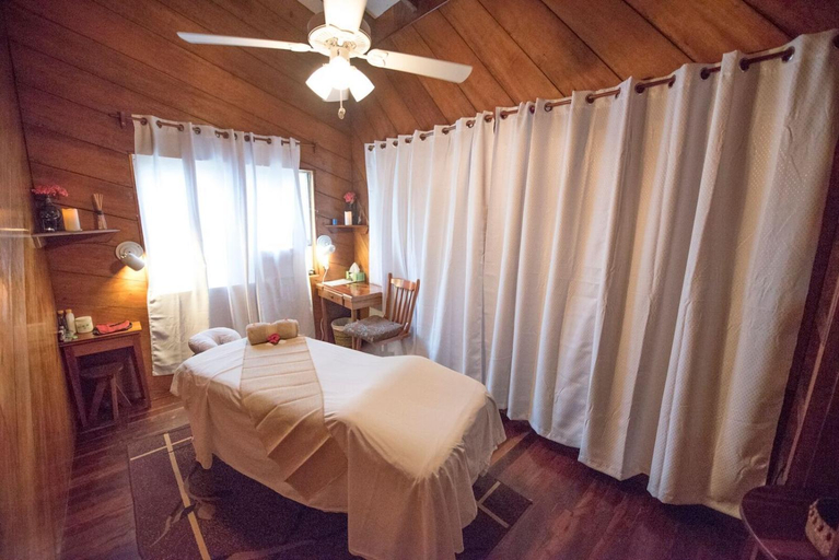Bedroom 2, St. George's Caye Resort, Othón P. Blanco