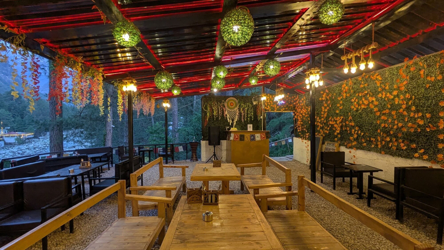 Food & Drinks 5, Rivanta Resort, Kullu