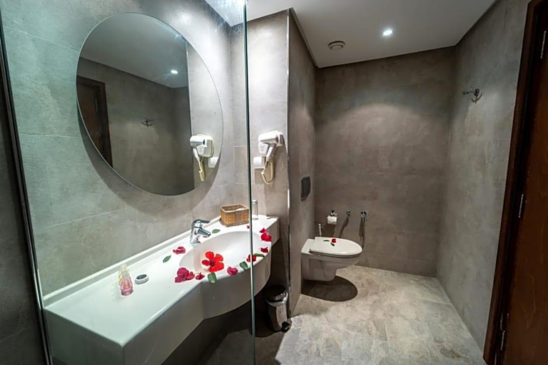 Bathroom 5, Eden Yasmine Hotel & Spa, Bouficha