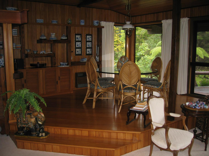 Food & Drinks 2, Rapaura Water Gardens Boutique Accommodation, Thames-Coromandel