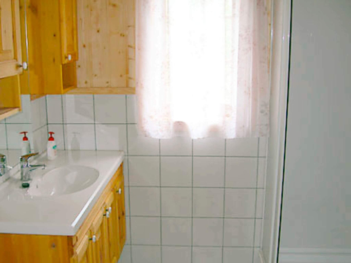 Bathroom 3, person holiday home in NESBYEN-By Traum, Nes