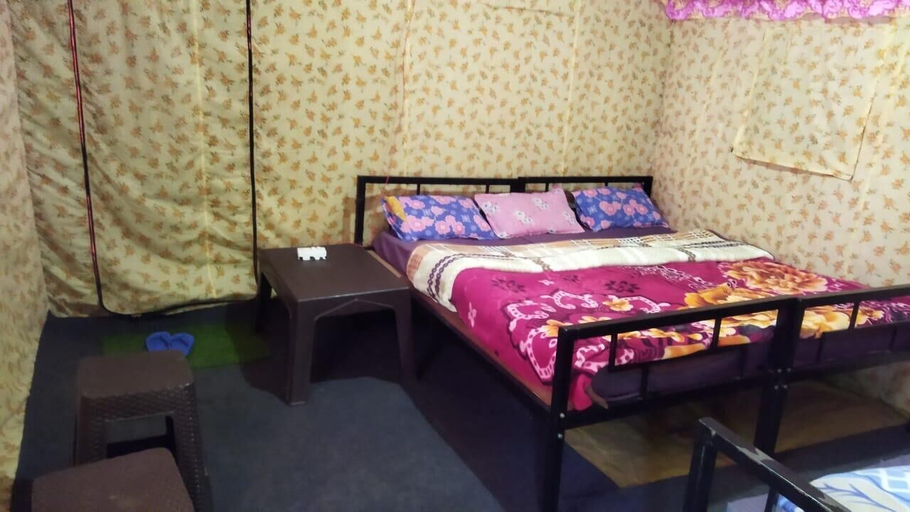 Bedroom 3, Buddy Hikers Stay Badrinath, Chamoli