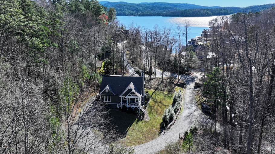 Others 5, Scenic 4BR 2BA Lake Burton Home, Rabun