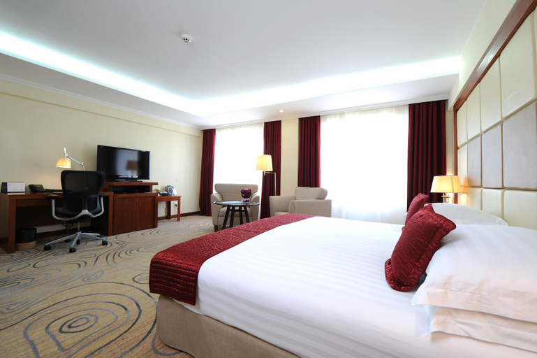 Bedroom 4, Kempinski Hotel Khan Palace, Ulan Bator