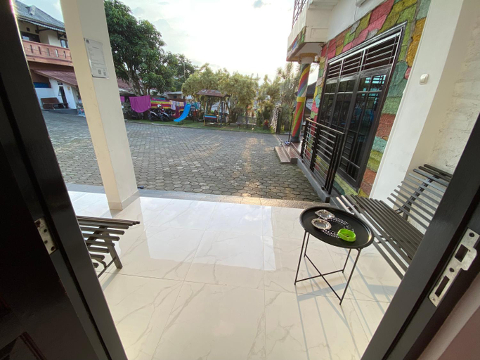 Others 3, Kamar no 1, Bogor