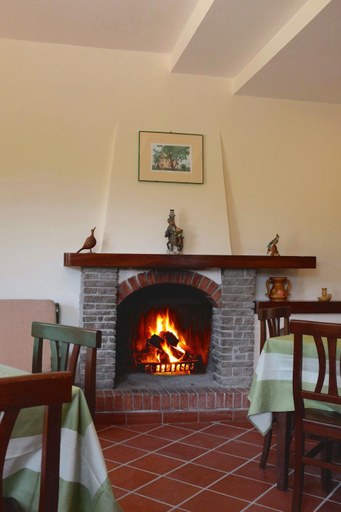 Public Area, Villa Elisa, Napoli