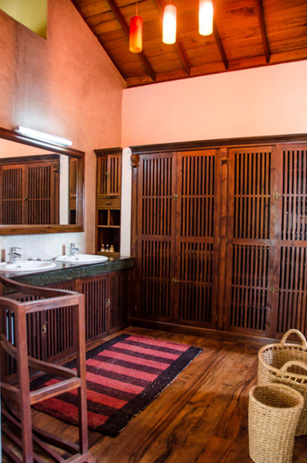 Bathroom 4, Villa Tara, Hikkaduwa