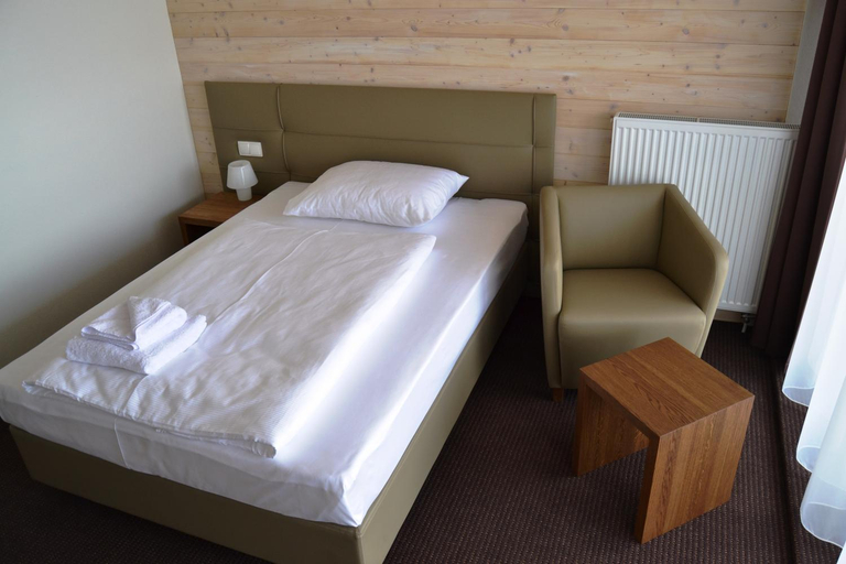 Bedroom, Sand Martin, Mladá Boleslav