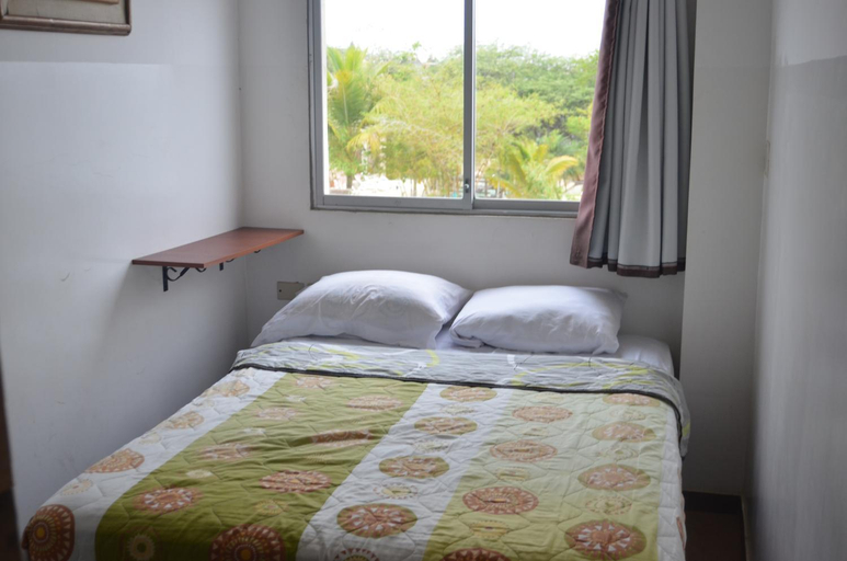 Bedroom 2, Hotel Paradise Beach, Playas