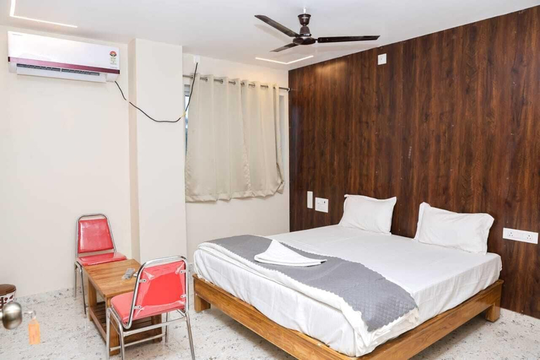 Bedroom 5, Hotel rama grand, Chittoor