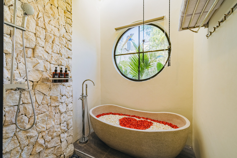 Bathroom 5, iRini Villas, Badung
