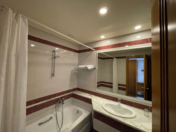 Bathroom 5, Hotel Marina Palace, Hammamet