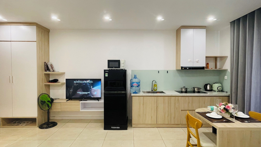 Dining Room 6