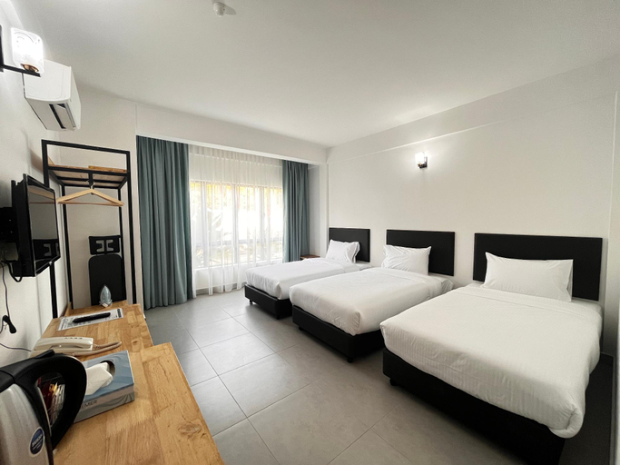 Bedroom 8