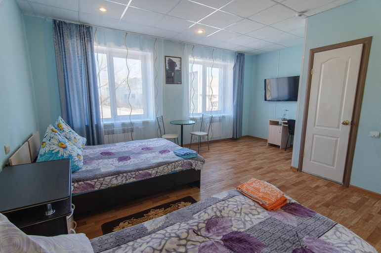 Others 2, 4 Stones Hotel, Gremyachinsk gorsovet
