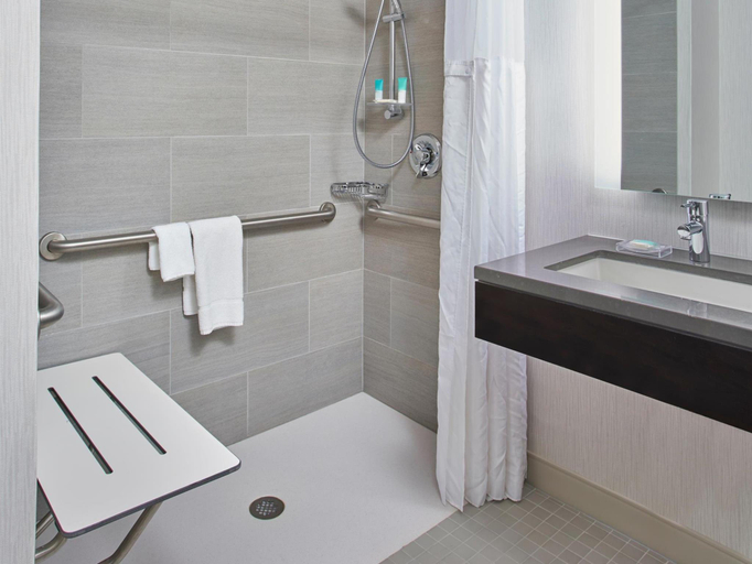 Bathroom 5, Hyatt Regency Lexington, Fayette