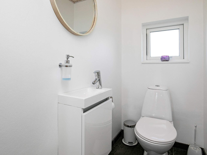 Bathroom 3, person holiday home in Brovst, Jammerbugt