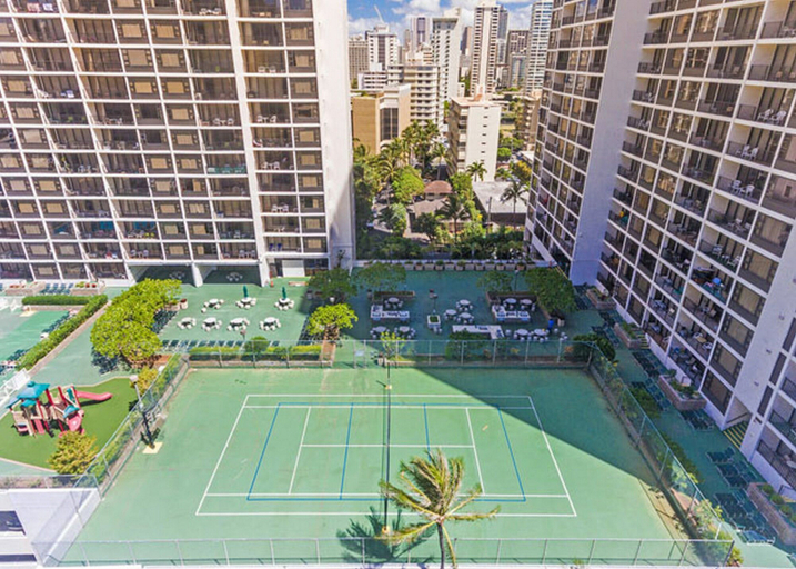 Exterior & Views 2, Waikiki Banyan - Pool Deck Level Tower 1 Suite 610, Honolulu