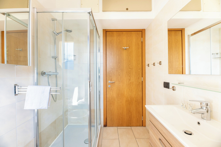 Bathroom 4, Residence degli Oleandri 1A, Como