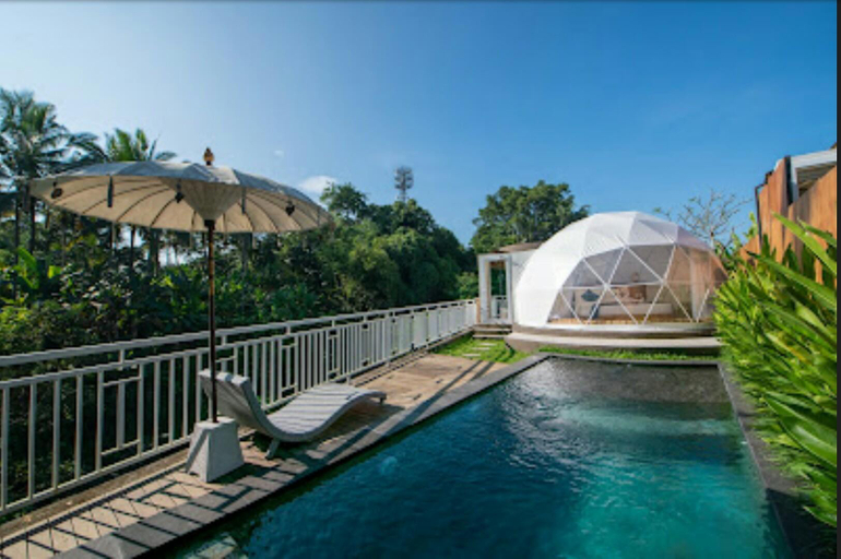 Swimming Pool 22