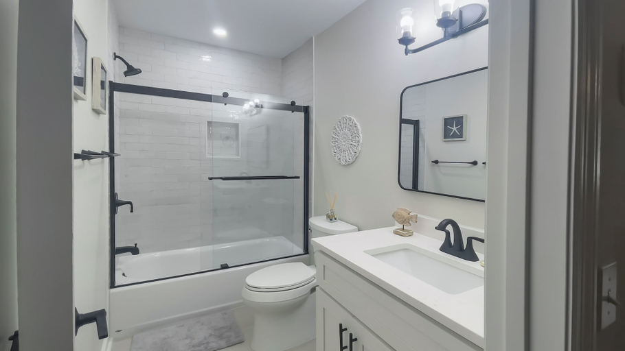 Bathroom 4, 21 Forest Drive at The Sea Pines Resort, Beaufort