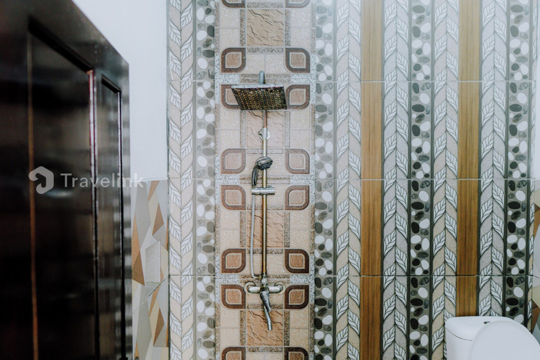 Bathroom 3