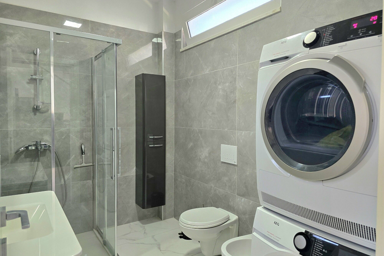 Bathroom 5, Perla Resort Holiday Homes, Durrësit
