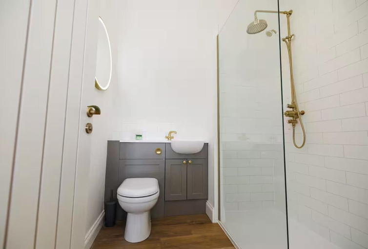 Bathroom, Cosy Apartment in the Heritage Quarter - Sleeps 2, Fife