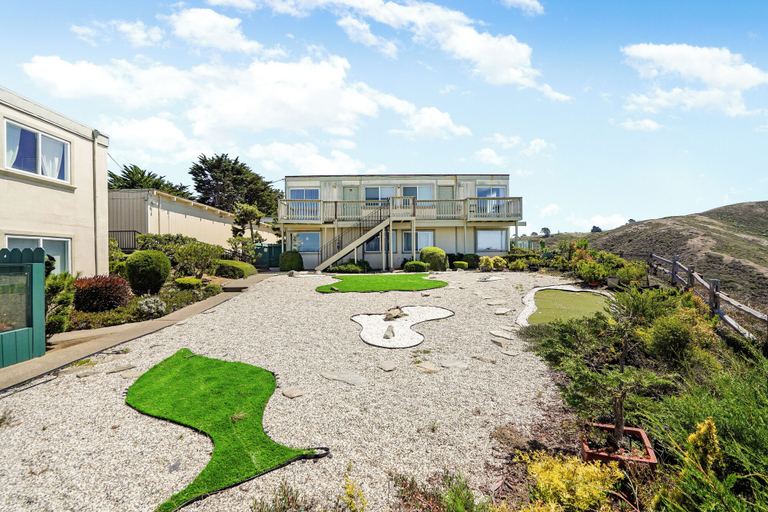 Exterior & Views 2, Charming 2BR Ocean Getaway in Pacifica, San Mateo
