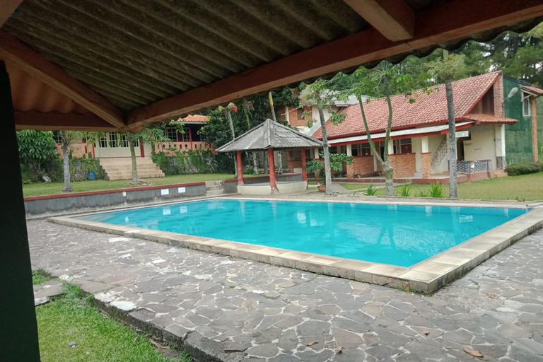 Swimming pool, Cunang Hill Hotel & Resort, Bogor