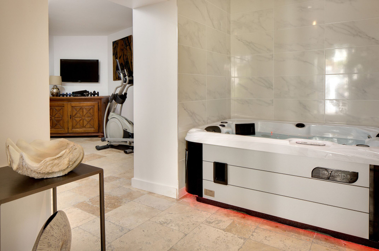 Bathroom 4, La Maison des Augustins B&B, Spa et Fitness, Vaucluse