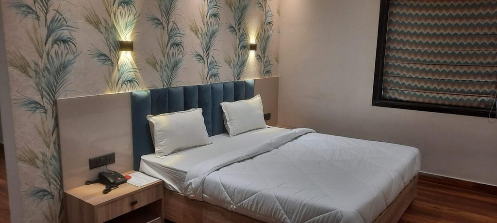 Others 5, HOTEL SEVENTY SEVEN, North 24 Parganas