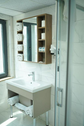 Bathroom 5, Lion City Hotel, Yıldırım