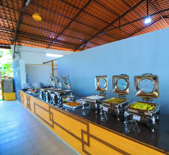 Food & Drinks 5, Monteria Village, Raigarh