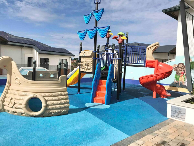 Sport & Beauty 2, Ballito Hills - Ocean View, Queen bed & Free Wi-Fi, iLembe