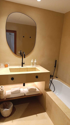 Bathroom 4, Can Arabi Adults Only, Baleares