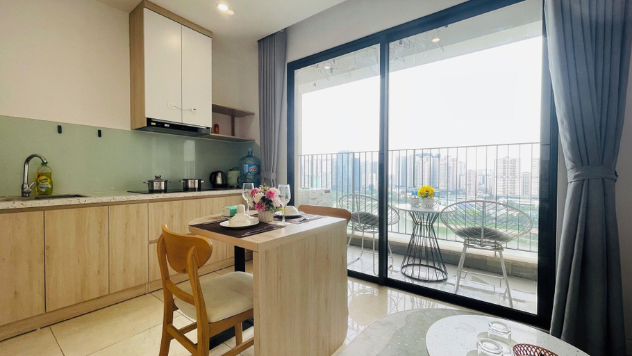 Dining Room 7