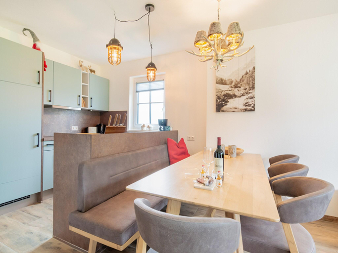 Others 5, Chalet in Krimml near Ski Slopes, Zell am See