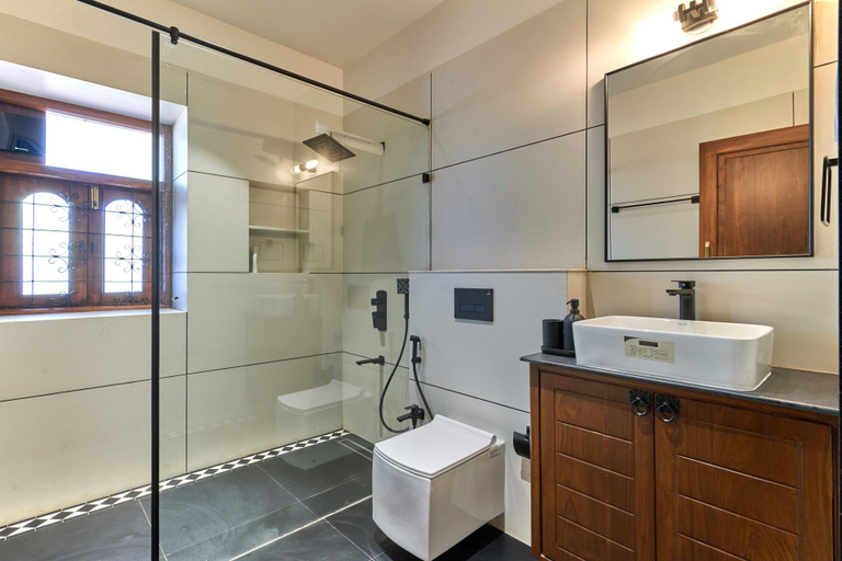 Bathroom 3, StayVista at Villa Terra, Satara